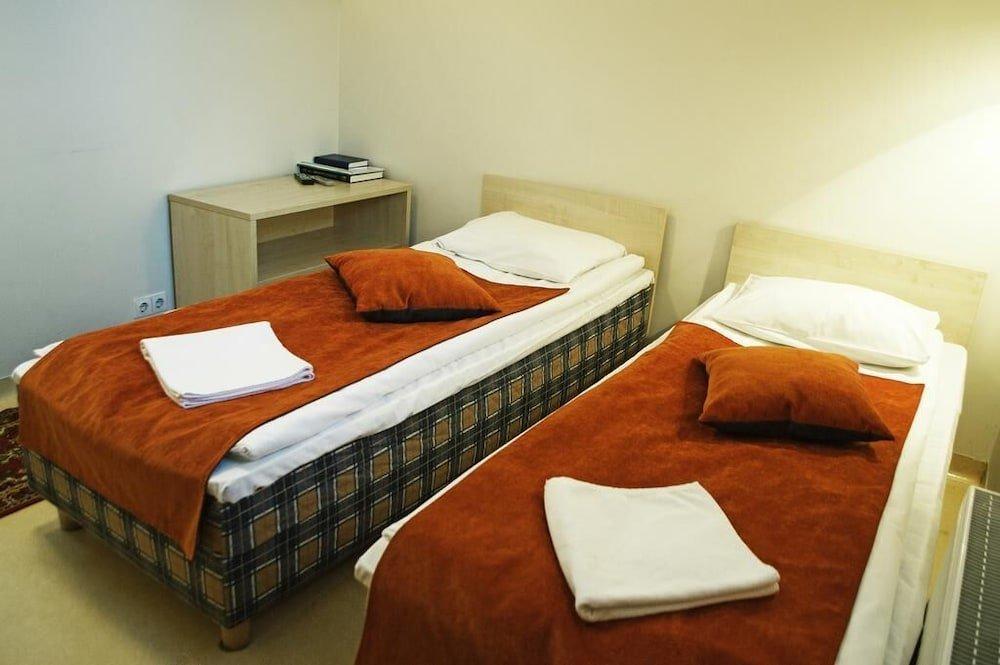 Apple Economy Hotel Kaunas Exterior foto
